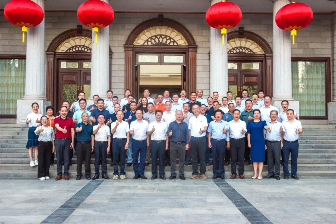 威華集團助力“我的家鄉(xiāng)我建設(shè)”平遠縣熱柘鎮(zhèn)鄉(xiāng)賢回鄉(xiāng)考察活動順利舉行！